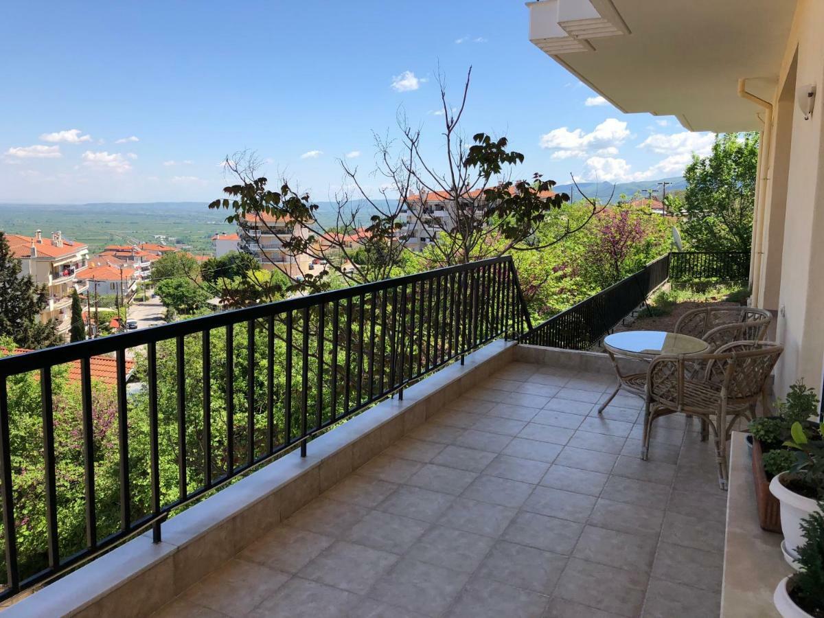 Small Apartment, Great View! Véria Extérieur photo